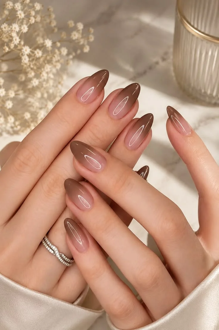 mẫu móng tay đẹp đơn giản