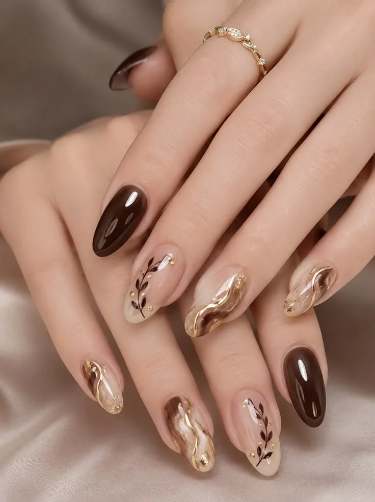 những mẫu nail đẹp