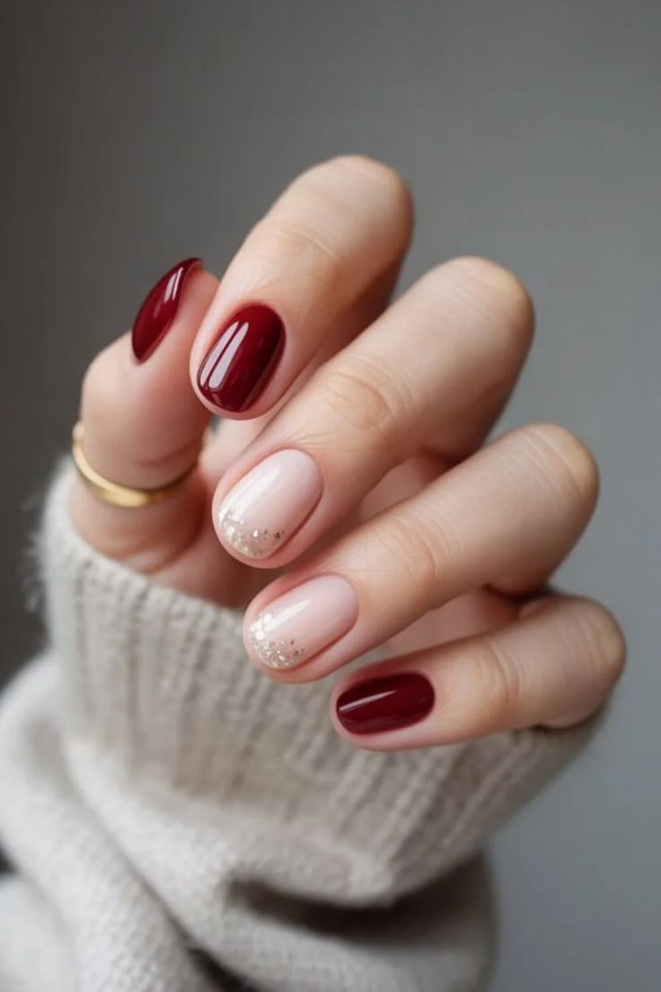 Các mẫu nail màu đỏ đẹp