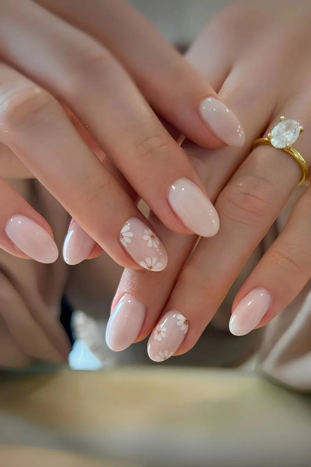 mẫu vẽ móng tay đẹp đơn giản