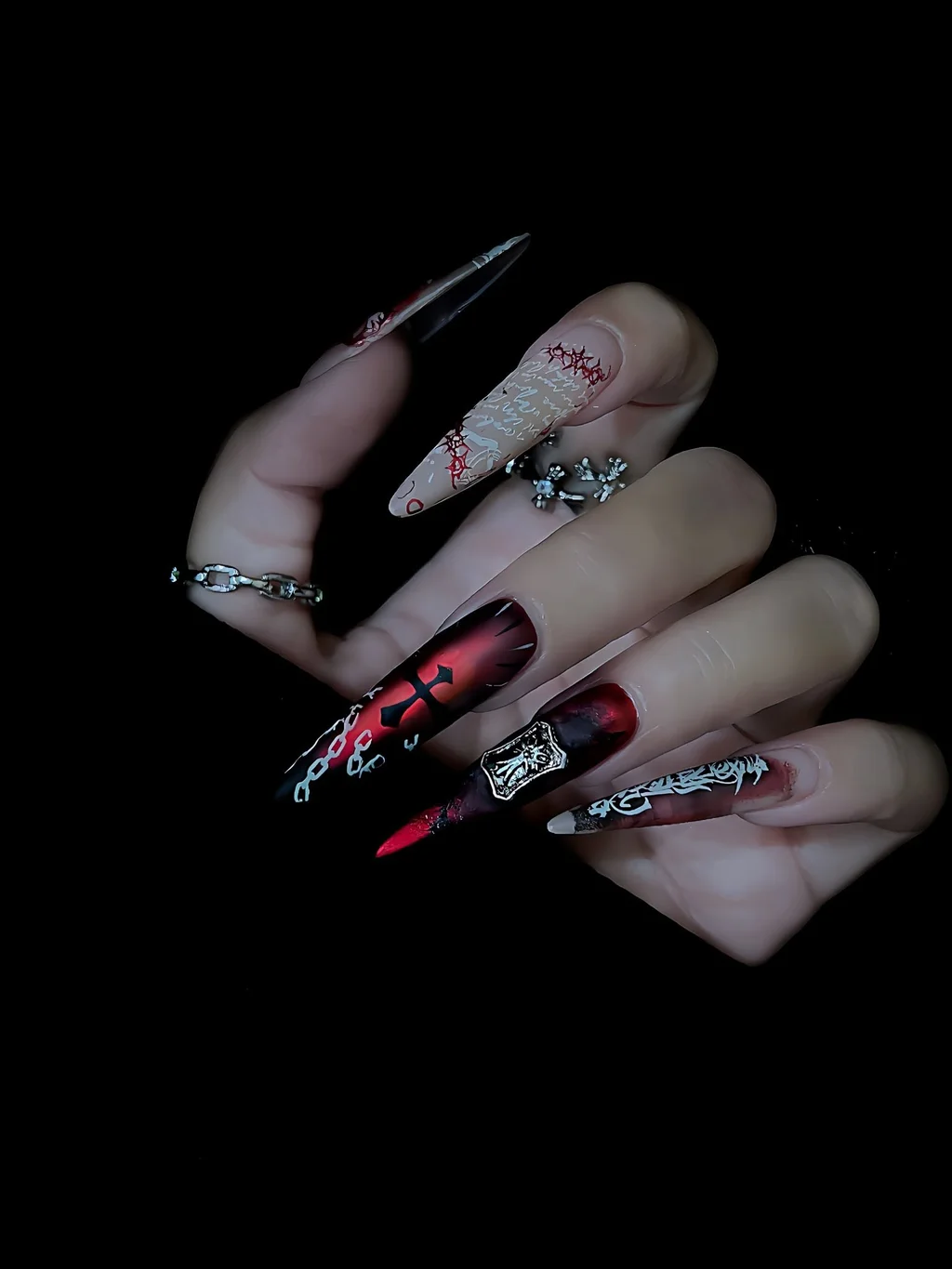 mau-nail-dep08.jpg
